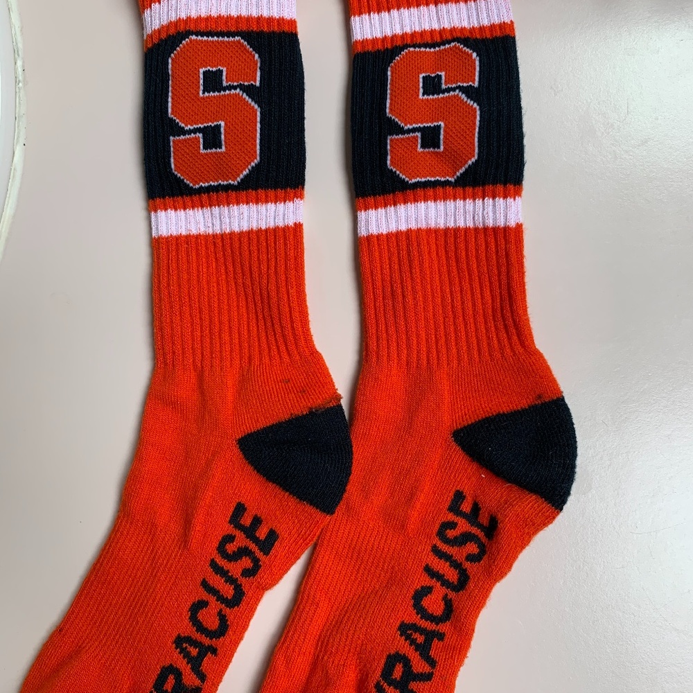 SU socks